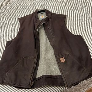 Carhartt vest, brown, 2xl tall, only worn and washed a few times